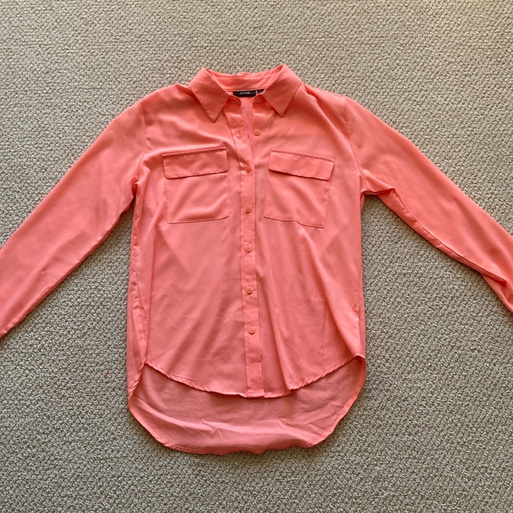Apt 9 Long Sleeve Button Down Shirt Salmon Orange Size Small Flow Light GUC